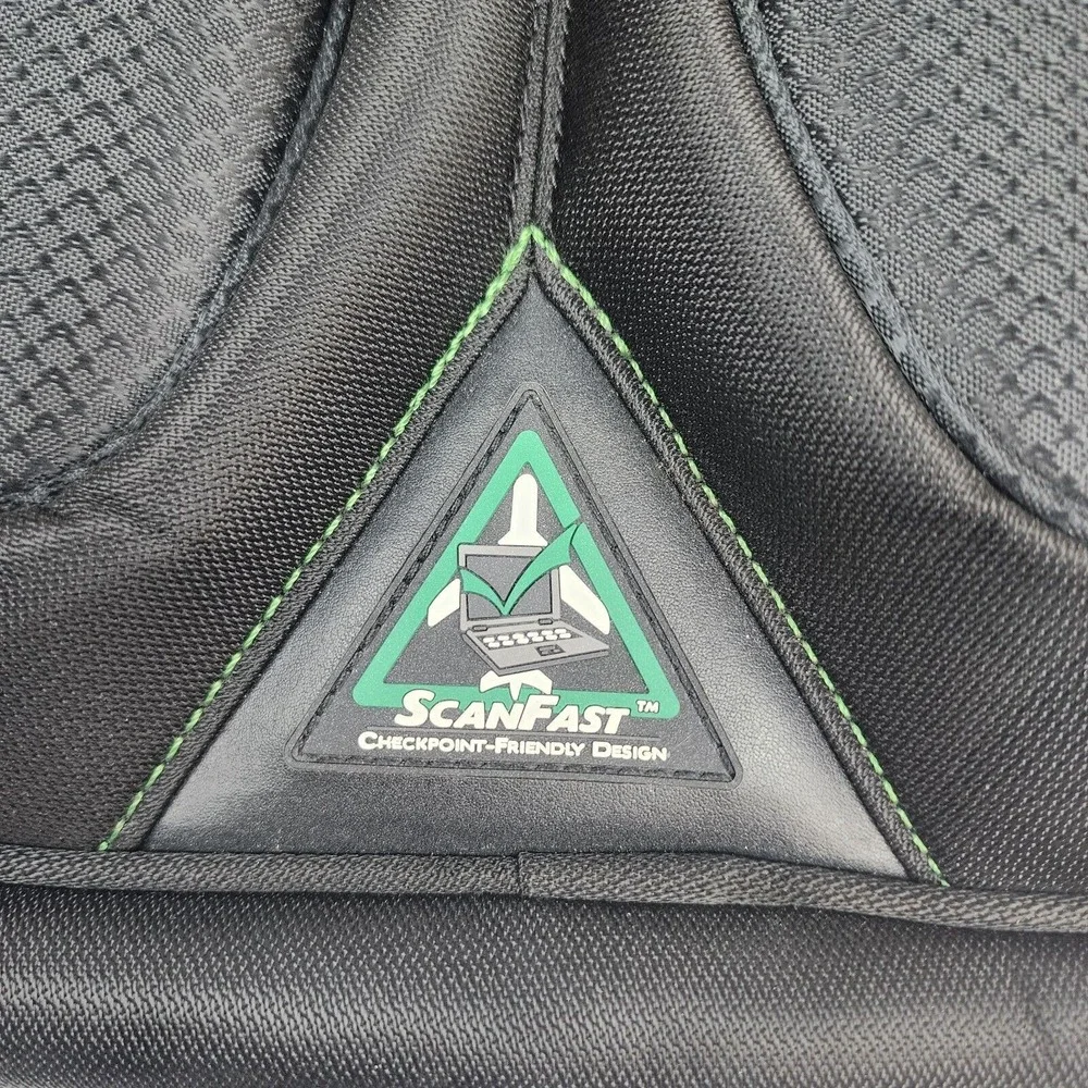 Mobile Edge ScanFast Checkpoint Friendly Backpack 2.0 for 17